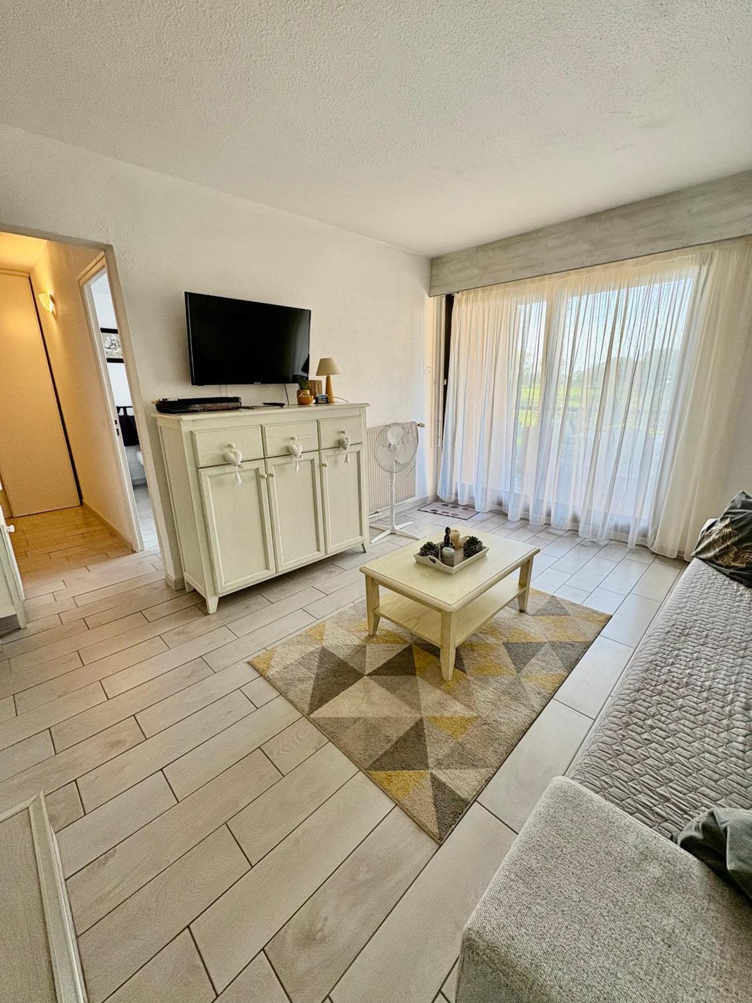 Saint Cyprien Golf View 2 Bedrooms Apartment , 900 M From The Beach Buitenkant foto